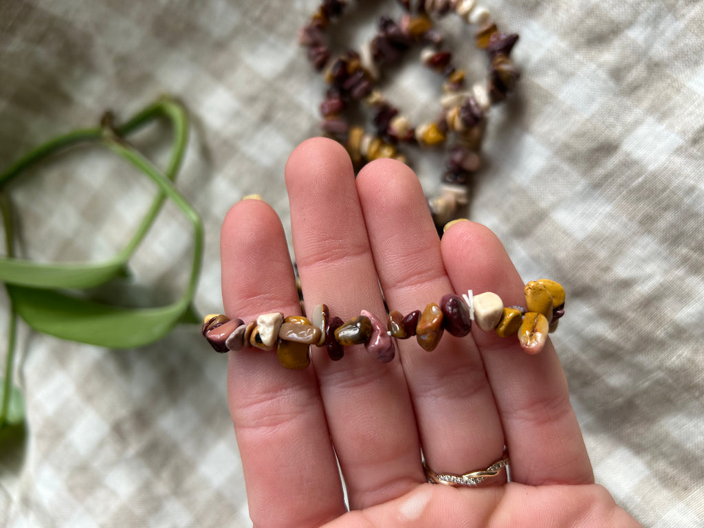 Mookaite Chip Bracelet